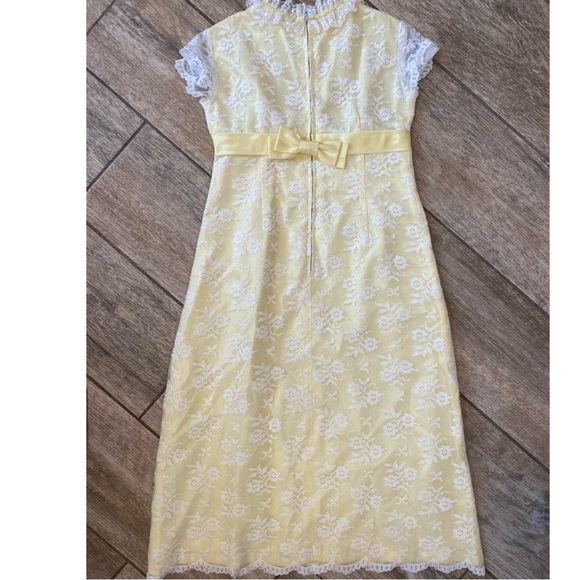 Vintage Girls Children’s Lace Yellow Handmade Long Dress Size 7 1960s Style - Picture 3 of 8